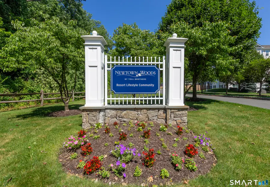 232 Brookside Court #232, Newtown, CT 06470 - #2