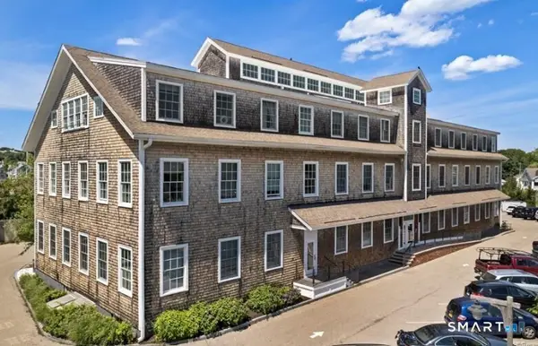 60 Willow Street #304, Stonington, CT 06355