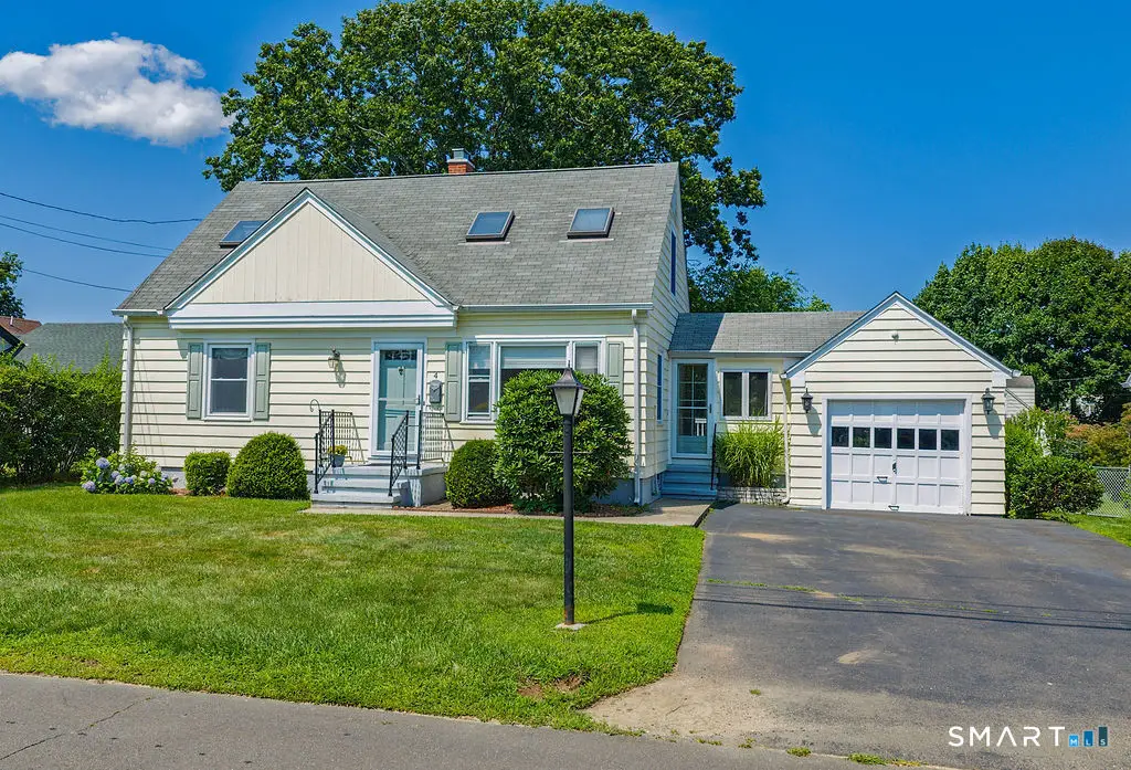 4 Mckinnel Court, Branford, CT 06405 - #1