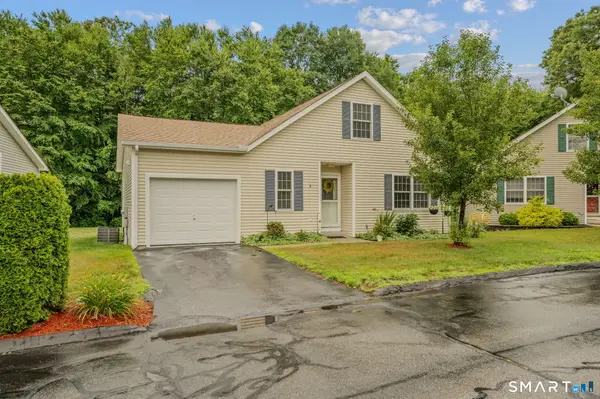 9 Trading Cove Circle, Norwich, CT 06360