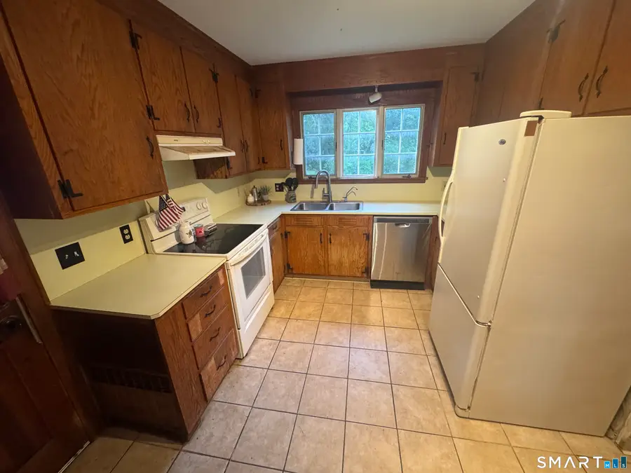 19 Washburn Street, Willimantic, CT 06226 - #2