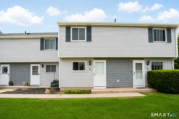 16 Seymour Road #4E, East Granby, CT 06026