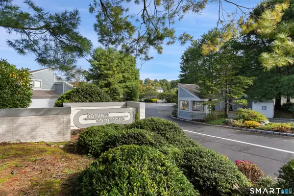 120 Harvest Commons #120, Westport, CT 06880