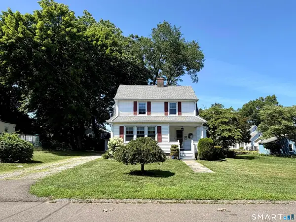8 Anson Street, Stratford, CT 06614