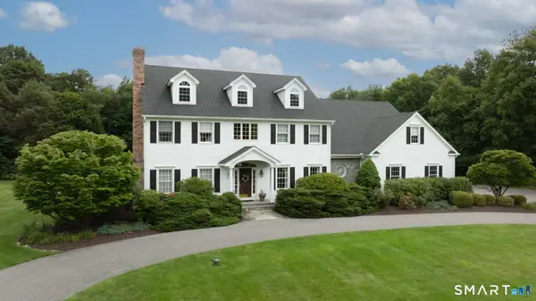 21 Merlins Lane, Newtown, CT 06470