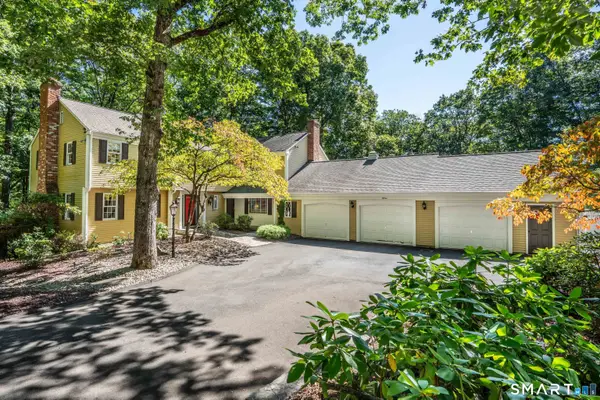 15 Rushleigh Road, West Hartford, CT 06117