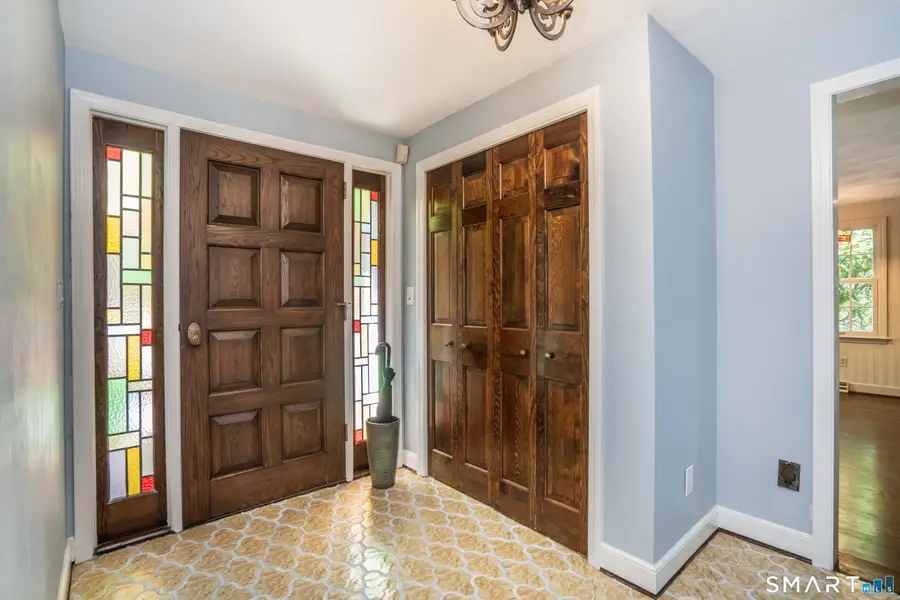 15 Rushleigh Road, West Hartford, CT 06117 - #3
