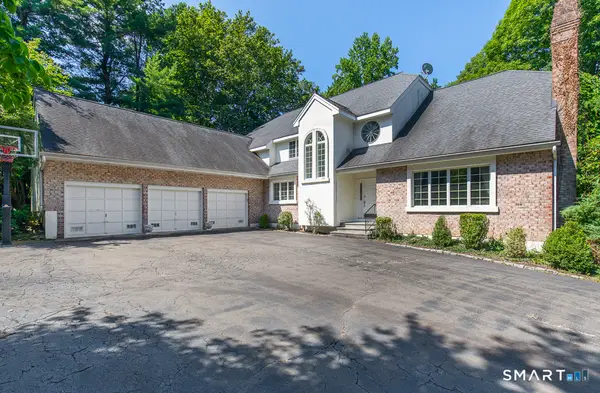 30 Grouse Lane, Woodbridge, CT 06525