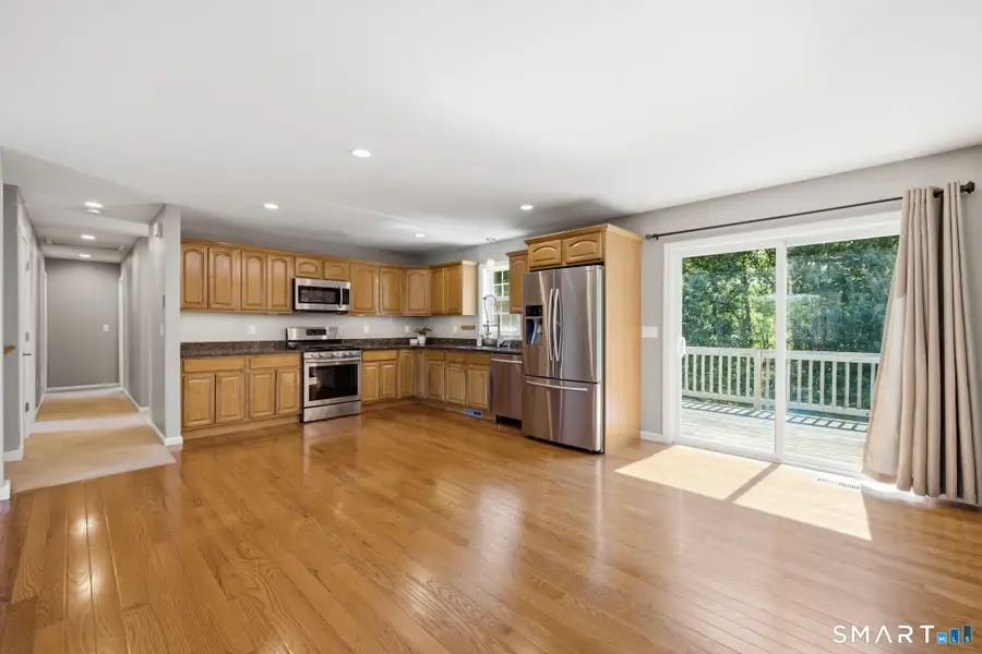 366 King Street, East Hartford, CT 06108 - #3