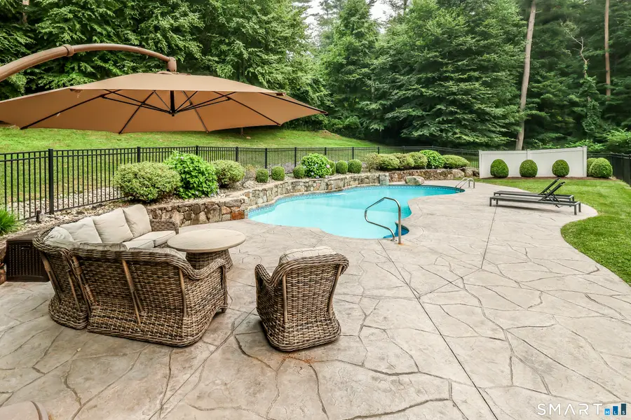 9 Hidden Brook Drive, Brookfield, CT 06804 - #3