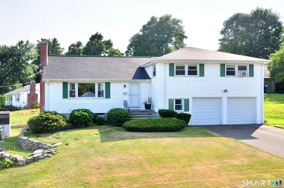 5 Garrison Terrace, Bloomfield, CT 06002 - #1