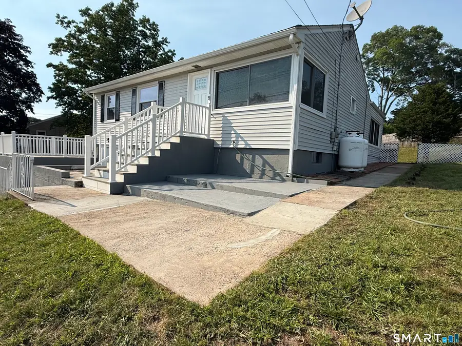 17 Navarro Road, East Haven, CT 06512 - #3