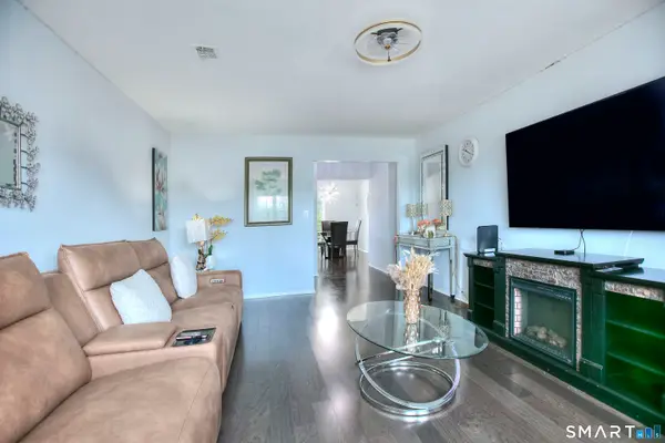 50 Greenhouse Road #57D, Bridgeport, CT 06606