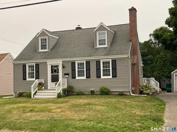86 Ferndale Avenue, Stratford, CT 06614