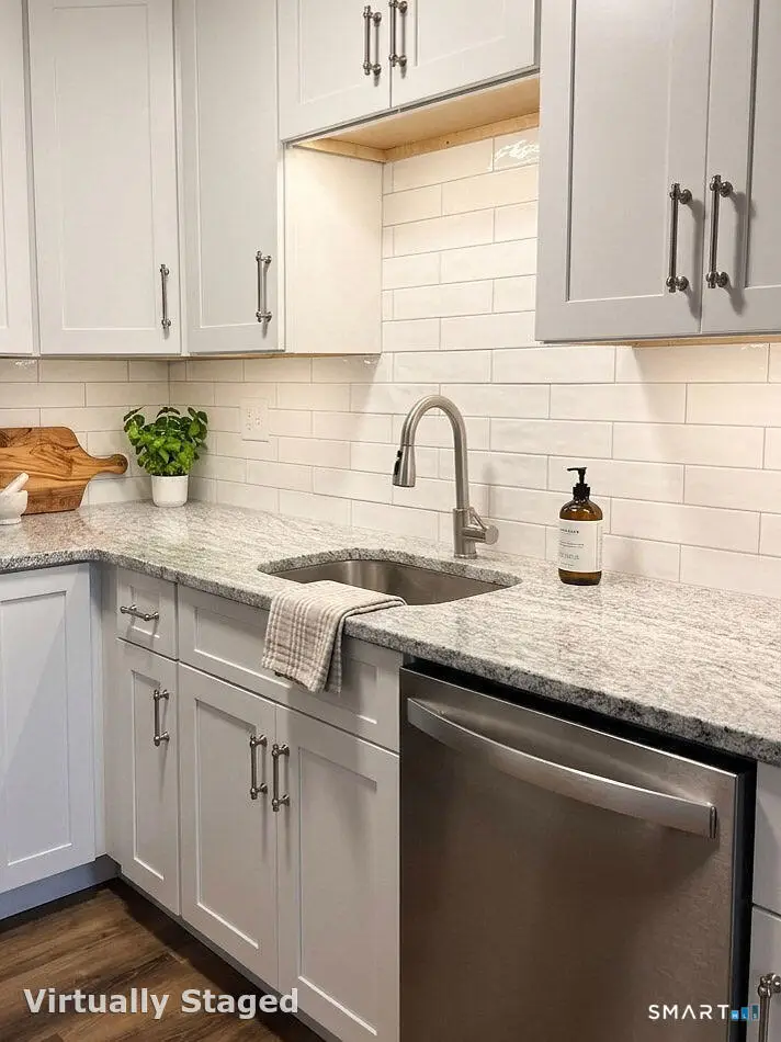 3379 Whitney Avenue #5, Hamden, CT 06518 - #3