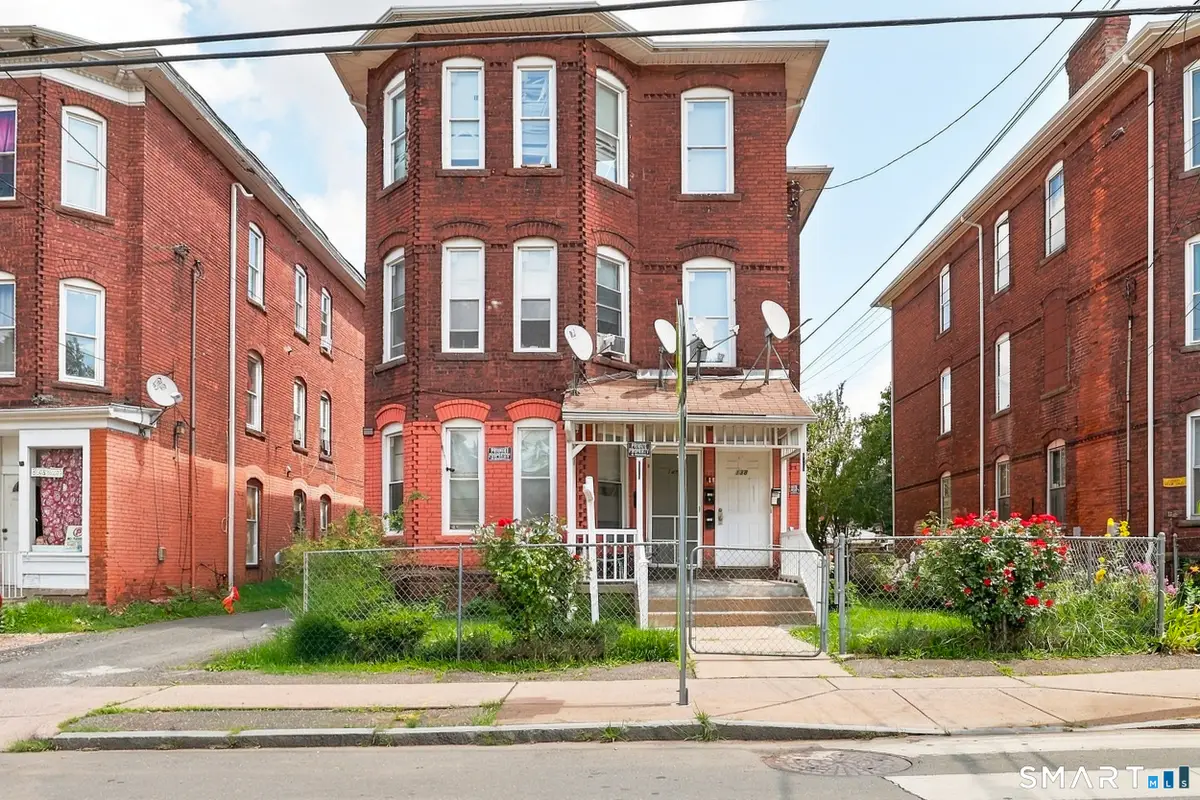 138-140 Putnam Street, Hartford, CT 06106 - #1
