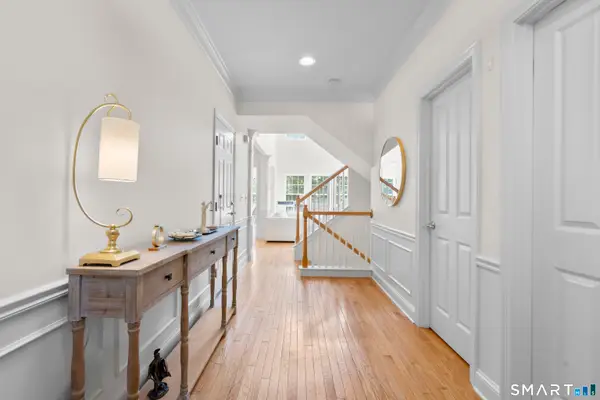 89 Sterling Drive #89, Newington, CT 06111