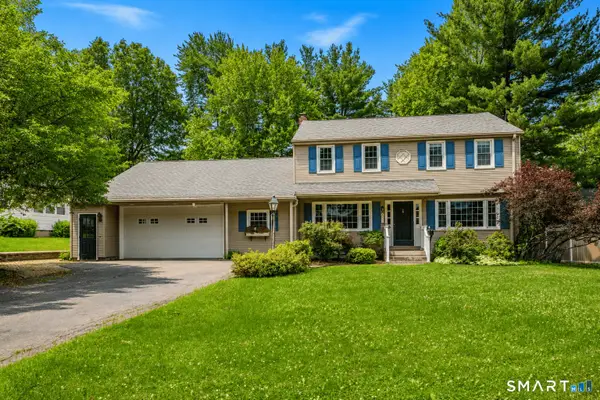 55 Holly Lane, Wethersfield, CT 06109