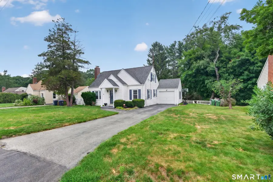 27 Wilson Avenue, Trumbull, CT 06611 - #2