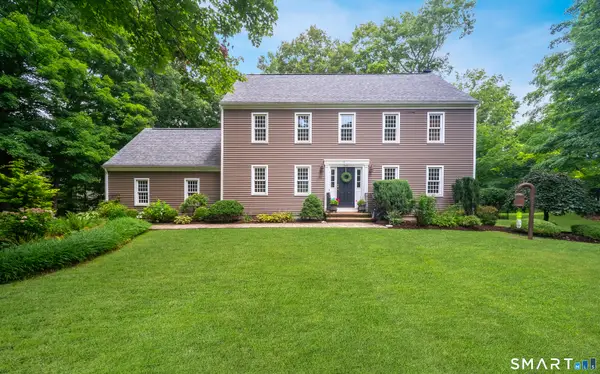 41 Harvest Woods Road, Middlefield, CT 06481
