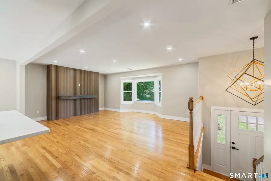 5 Reservoir Manor, Seymour, CT 06483 - #2