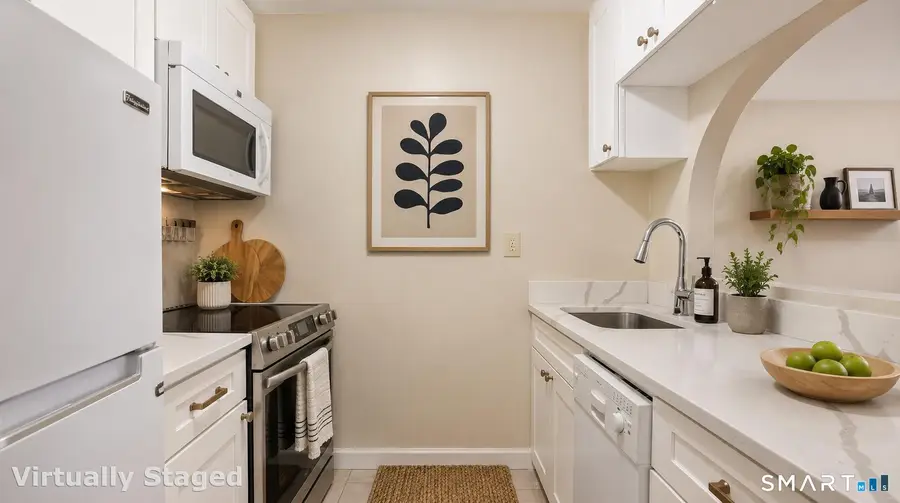 25 Ellsworth Street #6, Bridgeport, CT 06605 - #3