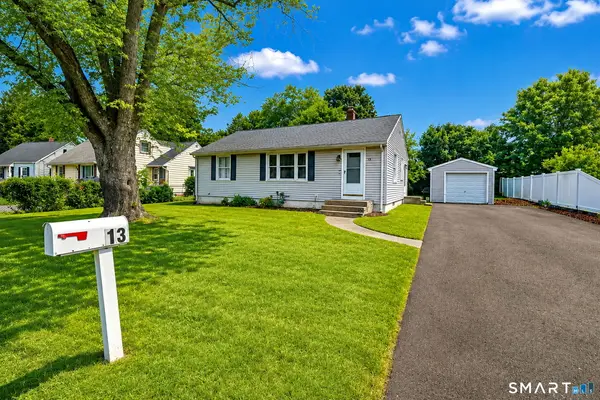 13 Parkview Road, Wallingford, CT 06492