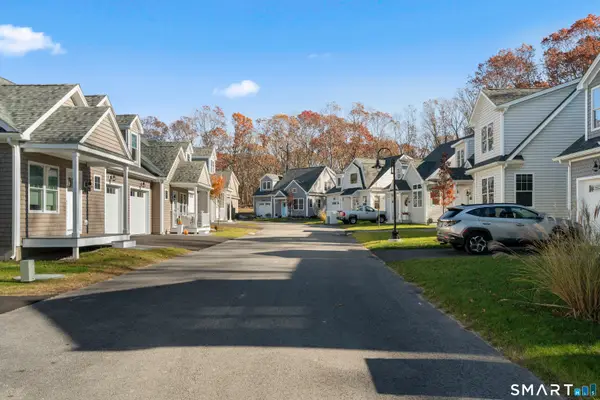 9 Ivy Hill Road #9, Waterford, CT 06385