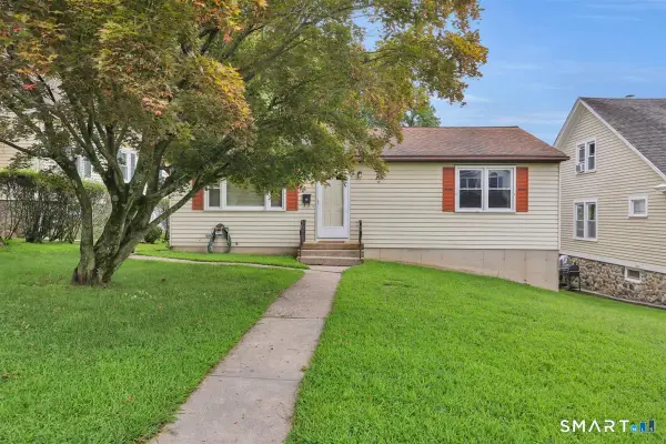 84 Fairlawn Avenue, Waterbury, CT 06705
