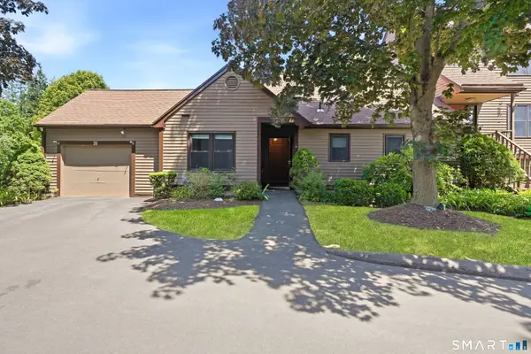 21 Sprucebrook Trail #21, Monroe, CT 06468