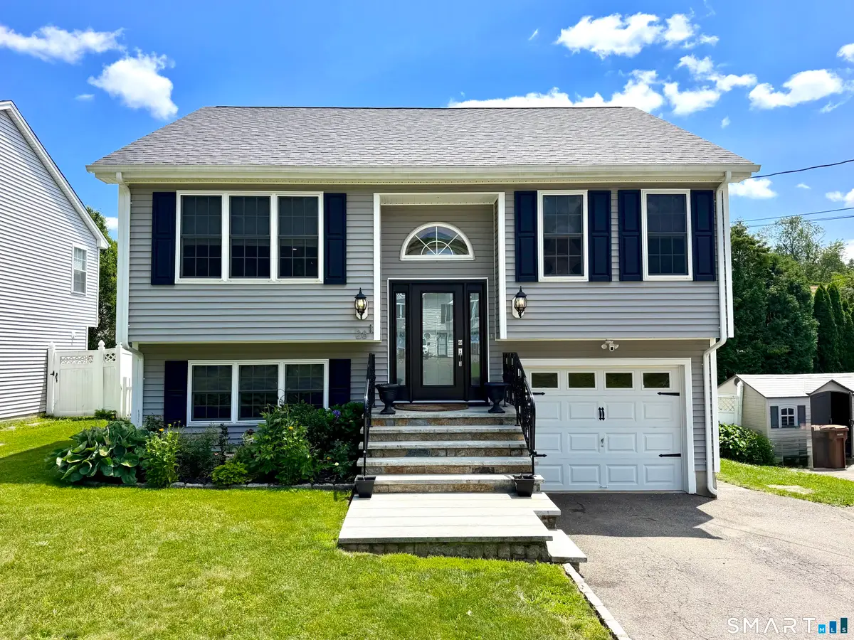 28 Weybosset Street, Shelton, CT 06484 - #1