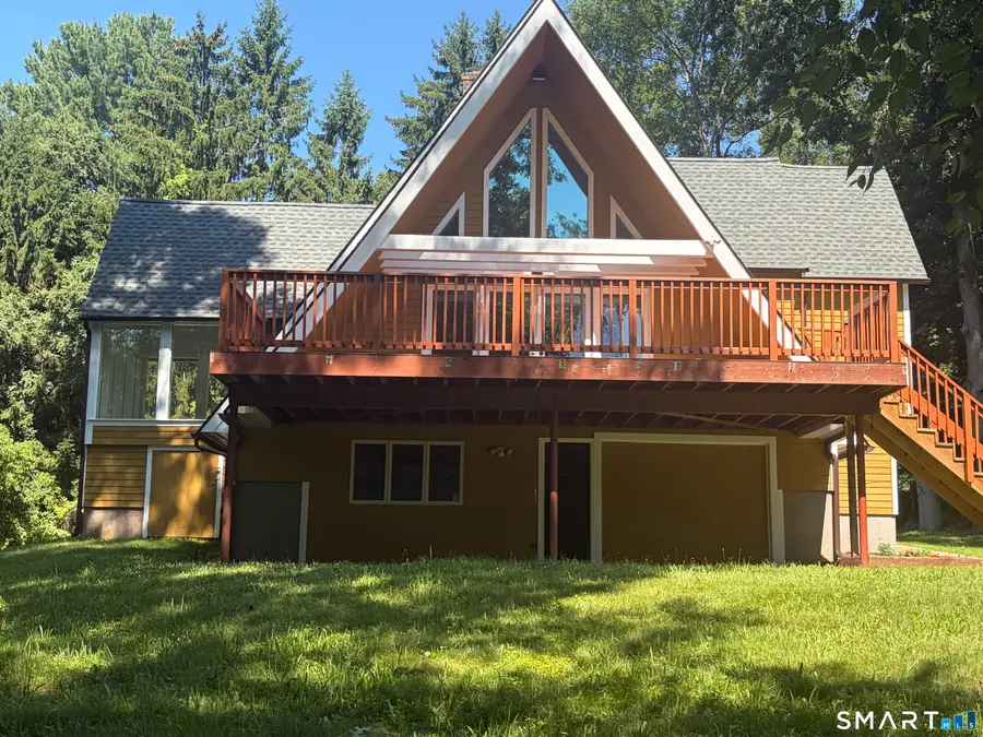 137 Corrigan Avenue, Meriden, CT 06451 - #2