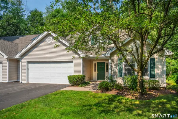 26 Shipston Drive #26, West Hartford, CT 06117