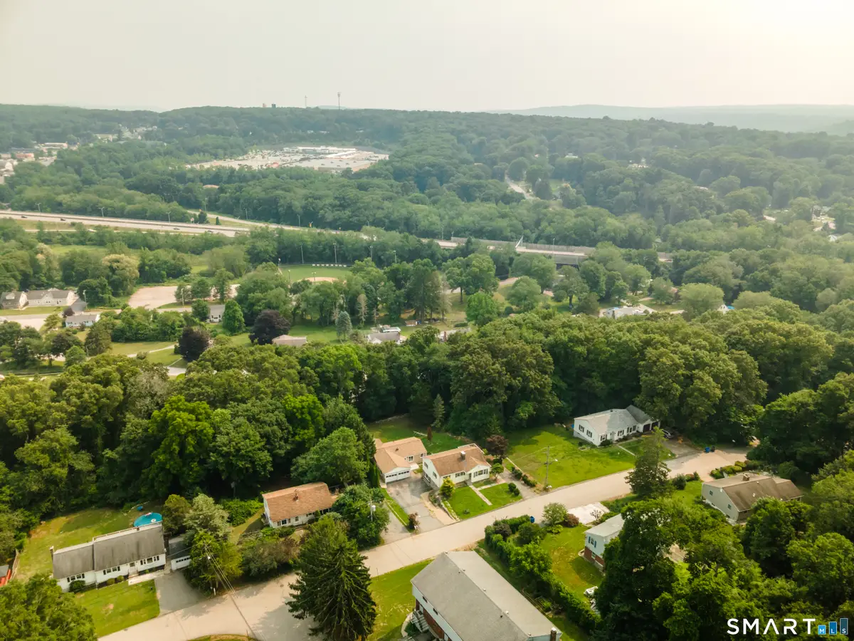 32 Cedar Lane, Uncasville, CT 06382 - #1