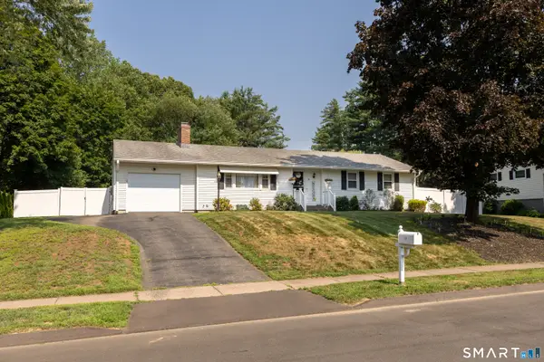 74 Harvest Lane, East Hartford, CT 06118