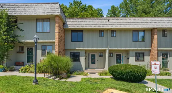 40 Chestnut Court #40, Cromwell, CT 06416