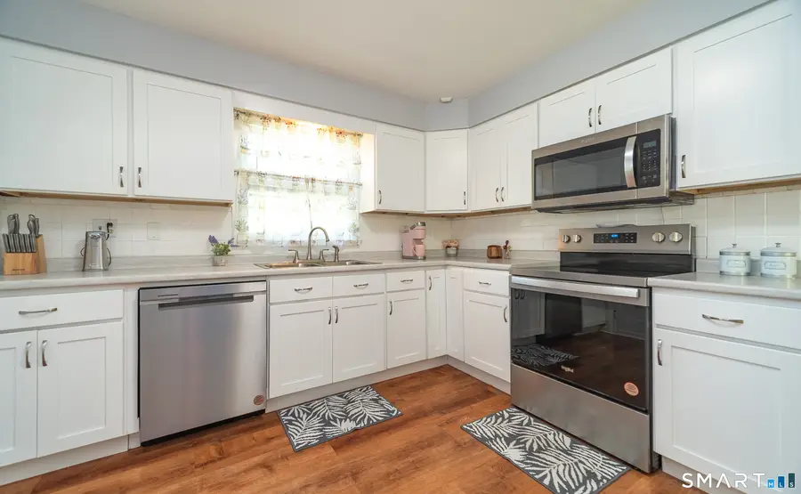 634 Bradley Street, East Haven, CT 06512 - #3