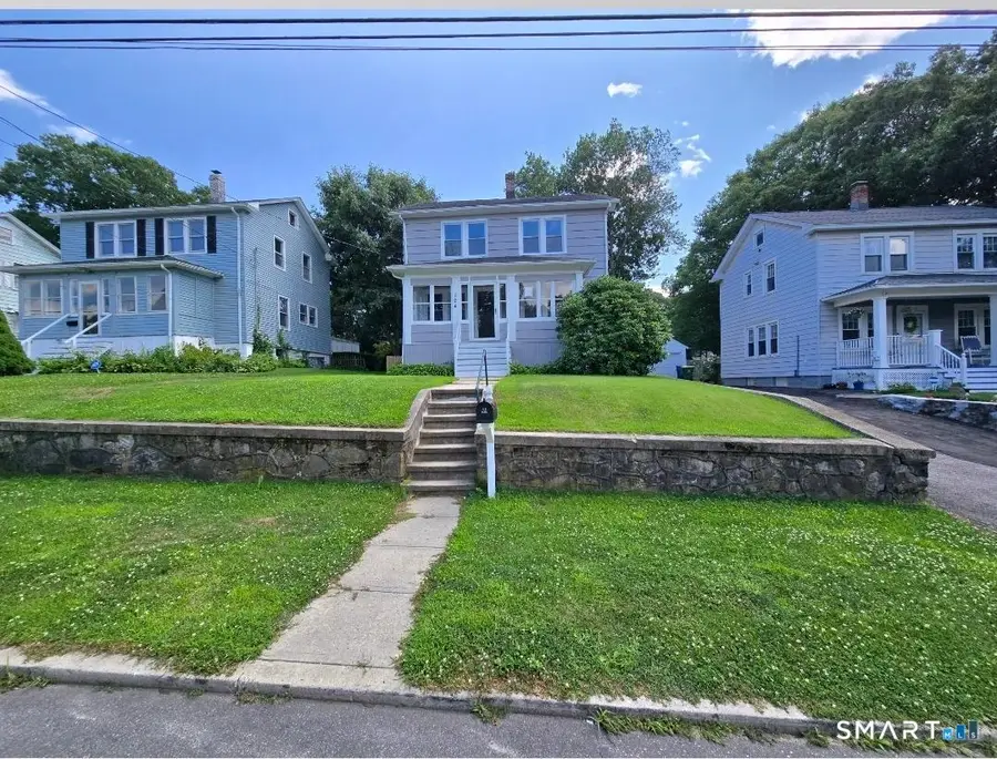 124 Woodbine Street, Waterbury, CT 06705 - #2