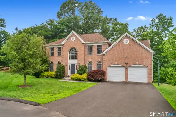 104 Salem Road, Trumbull, CT 06611