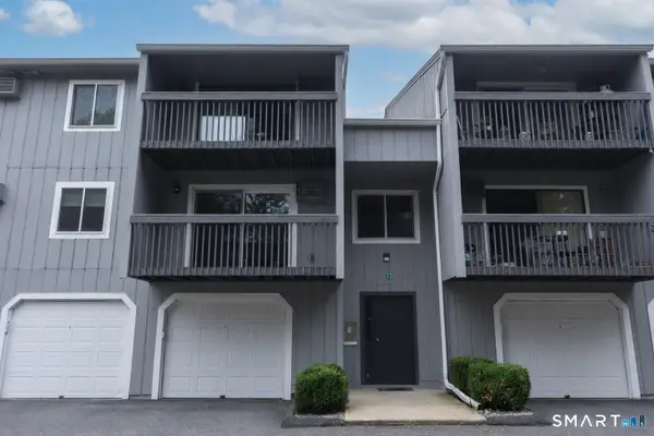72 Buddington Road #1, Groton, CT 06340