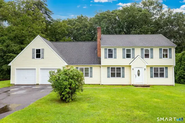 16 Terrie Road, Farmington, CT 06032