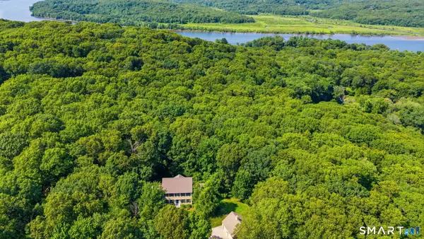 78 Meadow Woods Road, Deep River, CT 06417