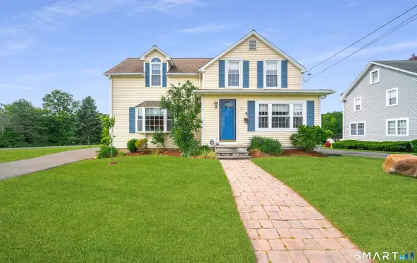 32 Evergreen Road, Cromwell, CT 06416