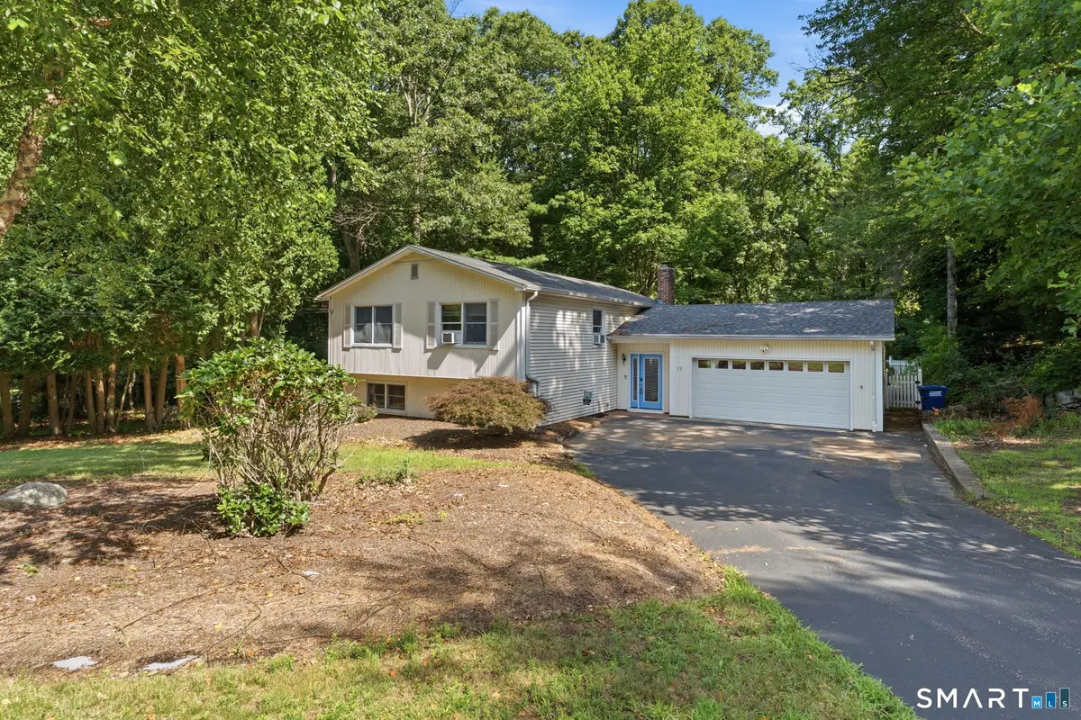 22 Devonshire Drive, Gales Ferry, CT 06335 - #1