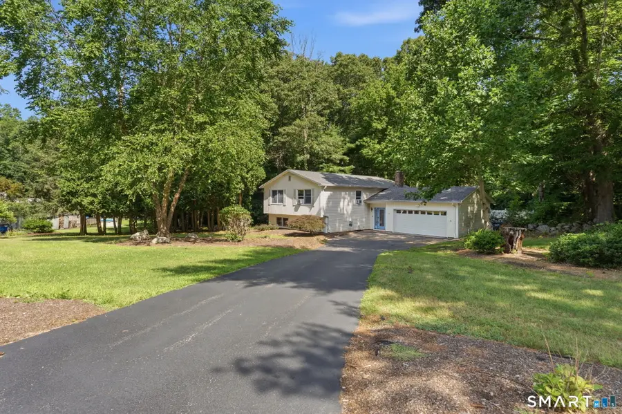 22 Devonshire Drive, Gales Ferry, CT 06335 - #3