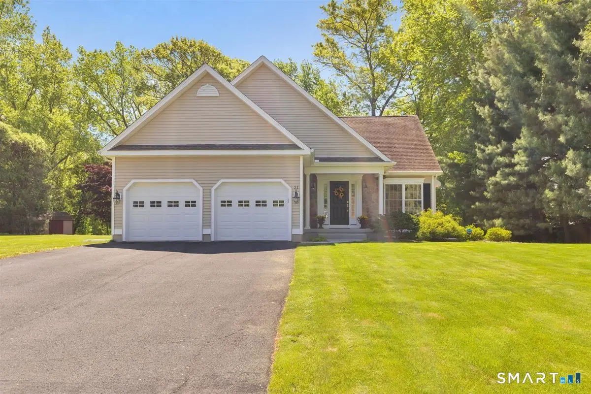 21 Church Terrace, Newington, CT 06111 - #1