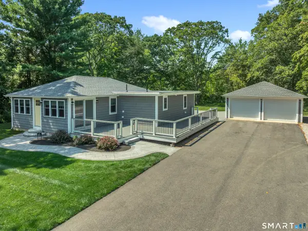 41 Maple Street, Stonington, CT 06378