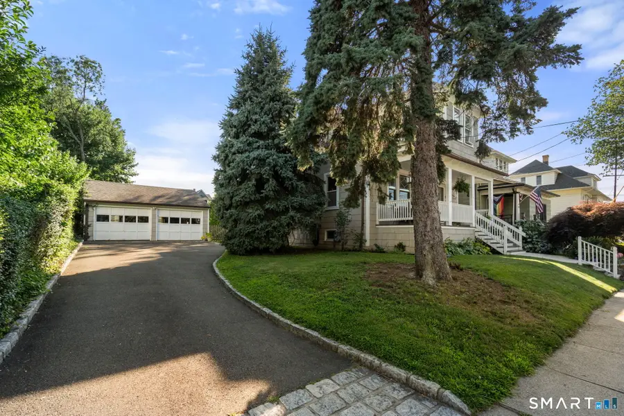 247 Harborview Avenue, Bridgeport, CT 06605 - #2