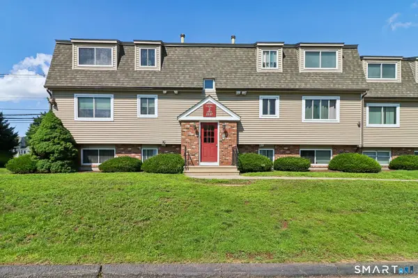 26 Evergreene #26, Wallingford, CT 06492