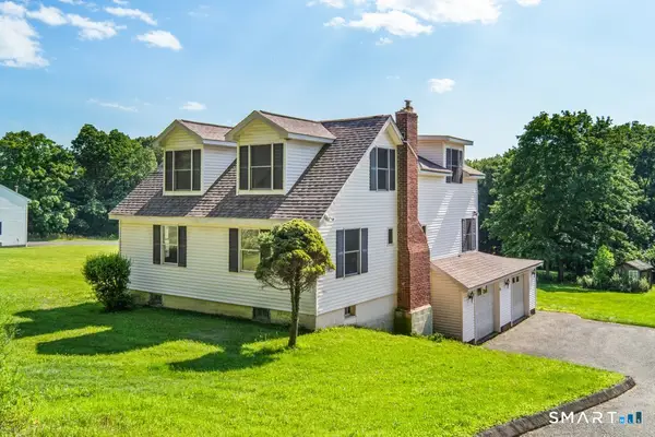 30 Old Middle Road, Brookfield, CT 06804